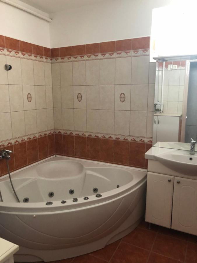 Ferienwohnung Tulipan Vendeghaz Hajdúszoboszló Exterior foto