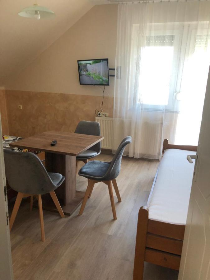 Ferienwohnung Tulipan Vendeghaz Hajdúszoboszló Exterior foto
